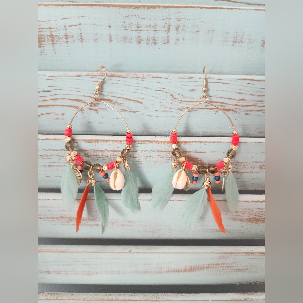 NEW Teardrop Feather and Shell Earrings - Picture 4 of 6